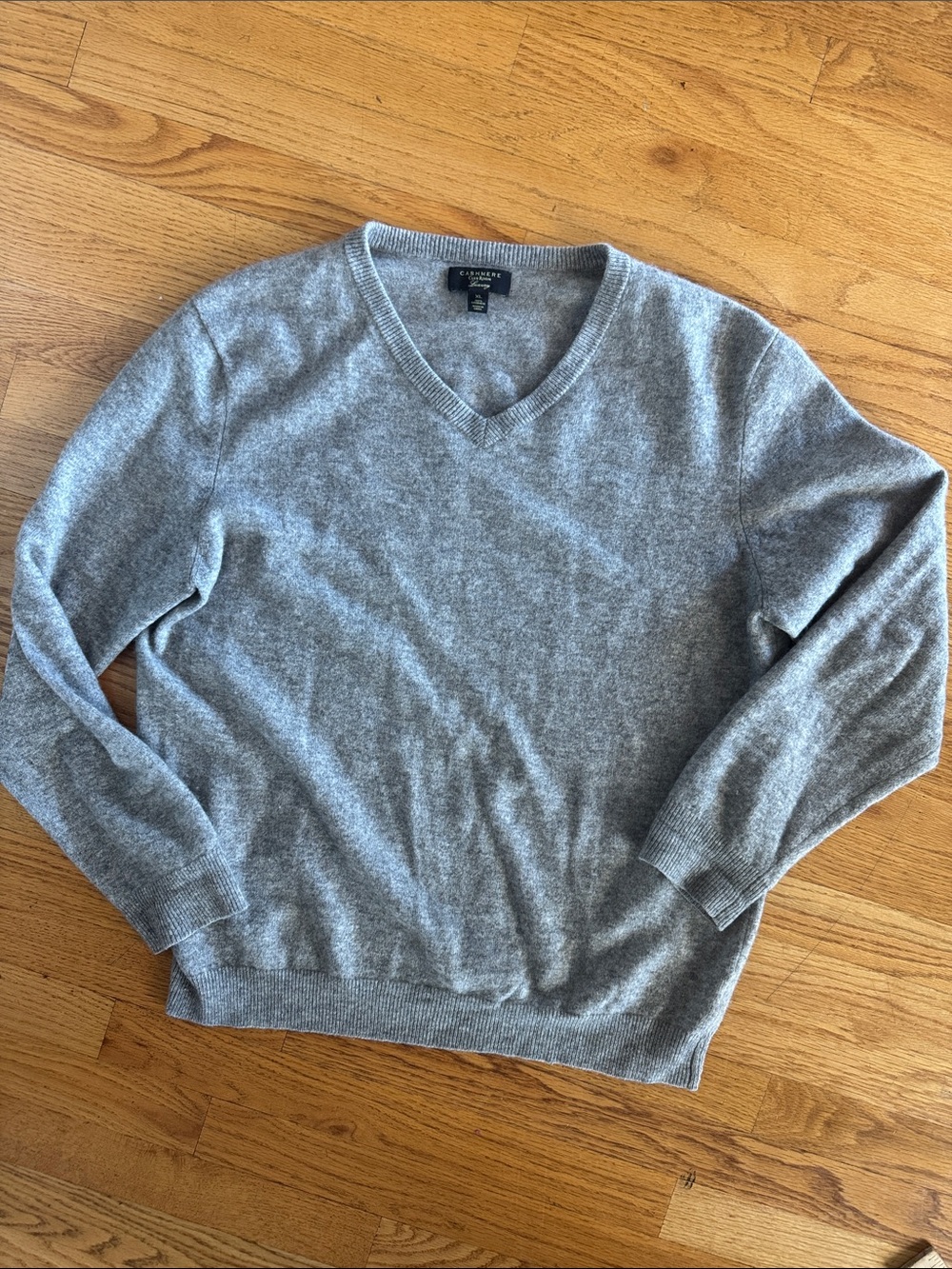 Cashmere Club Room Luxury Gray Cashmere Sweater - XL